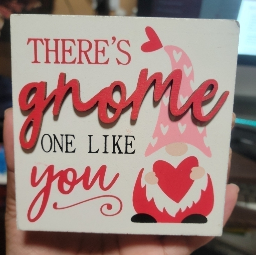 Valentine's day tabletop decor assorted